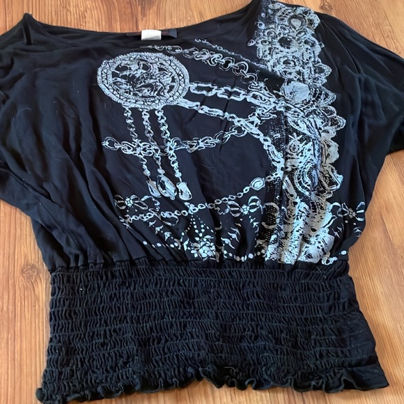 Black 3/4 Quarter Length Sleeve Flowy Cropped Top Small - Picture 2 of 5